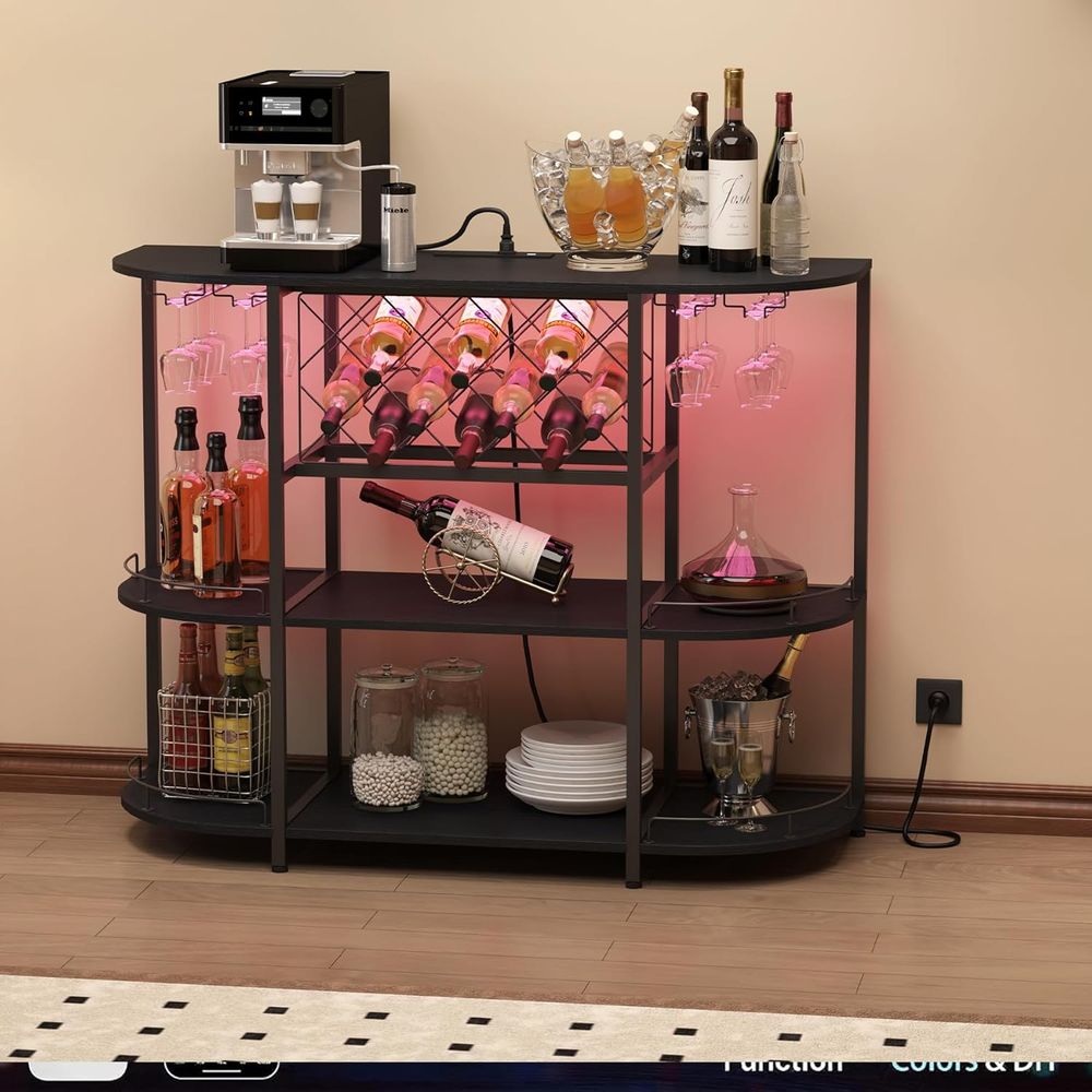 黒色の3段コーヒーテーブル、ワインラック、電源コンセント、L - Coffee & Tea Restaurant のレビューと価格