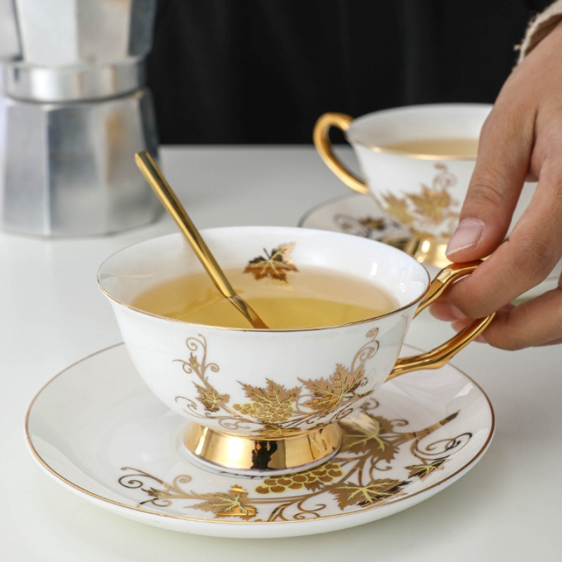 コーヒーカップ 小さな上品なセット セラミック イギリス式ア - Tea Coffee Utensils のレビューと価格